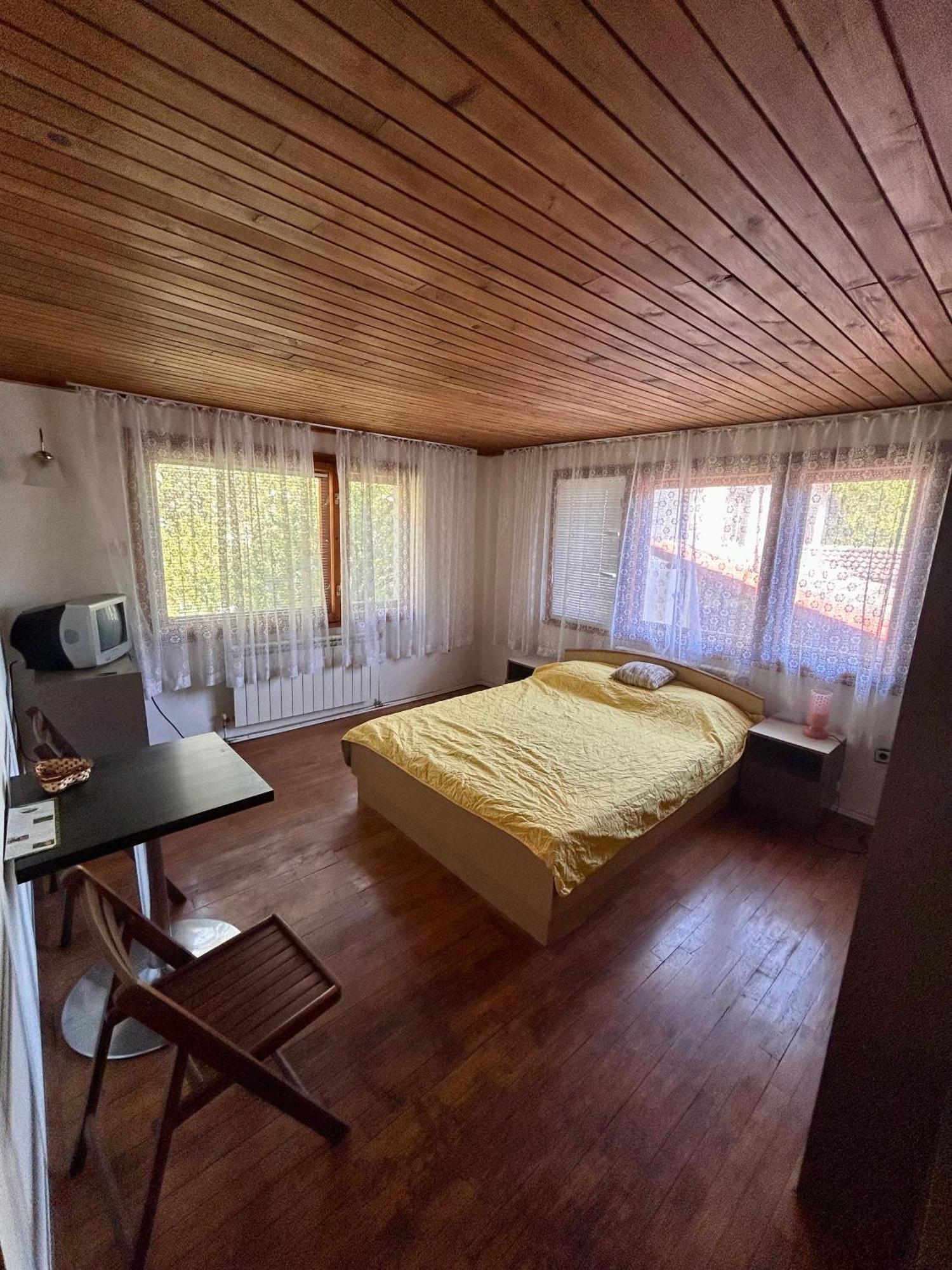 Luylyana Guesthouse Ribaritsa Buitenkant foto